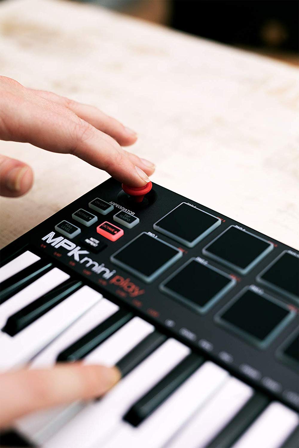 Akai Professional MPK Mini Play - Standalone Mini Keyboard