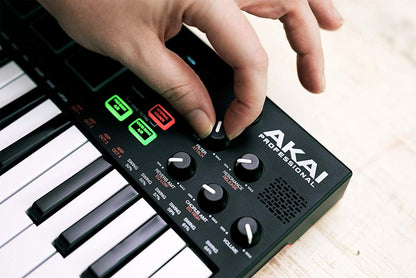 Akai Professional MPK Mini Play - Standalone Mini Keyboard